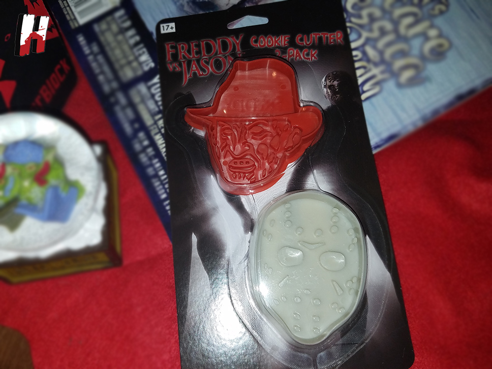 freddy-vs-jason-cookie-cutter-2-pack-horror-block-december-2016